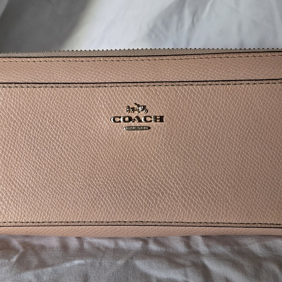 Coach Pink Leather Wallet Textured Zip-Around - Picture 2 of 6